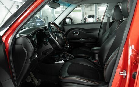 KIA Soul II рестайлинг, 2017 год, 1 595 000 рублей, 13 фотография