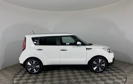 KIA Soul II рестайлинг, 2017 год, 1 547 000 рублей, 4 фотография