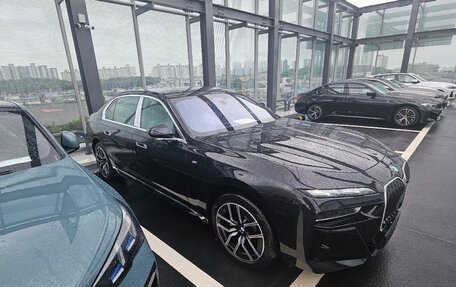 BMW 7 серия, 2025 год, 18 500 000 рублей, 3 фотография