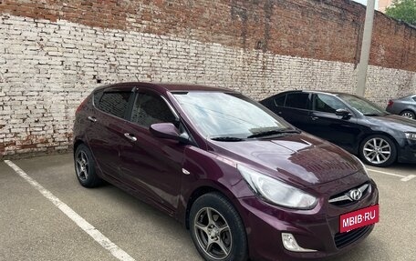 Hyundai Solaris II рестайлинг, 2012 год, 690 000 рублей, 8 фотография
