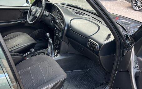 Chevrolet Niva I рестайлинг, 2018 год, 950 000 рублей, 7 фотография
