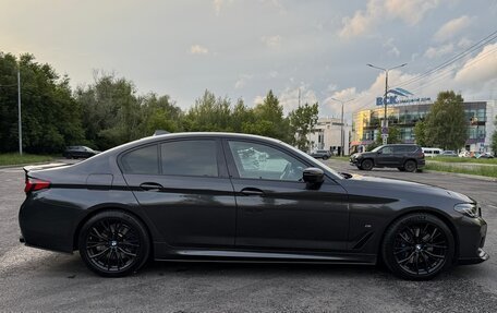 BMW 5 серия, 2021 год, 5 400 000 рублей, 4 фотография