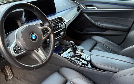 BMW 5 серия, 2021 год, 5 400 000 рублей, 13 фотография