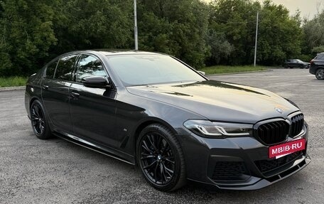 BMW 5 серия, 2021 год, 5 400 000 рублей, 9 фотография