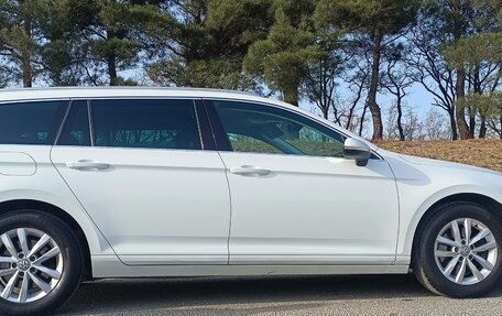 Volkswagen Passat B8 рестайлинг, 2017 год, 1 600 000 рублей, 3 фотография