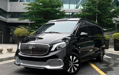 Mercedes-Benz Vito, 2023 год, 3 970 000 рублей, 1 фотография