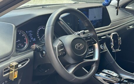 Hyundai Sonata VIII, 2021 год, 2 300 000 рублей, 12 фотография