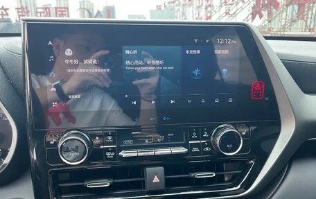 Toyota Highlander, 2022 год, 3 980 000 рублей, 11 фотография