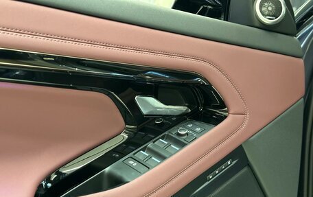 Land Rover Range Rover Evoque II, 2024 год, 6 790 000 рублей, 13 фотография