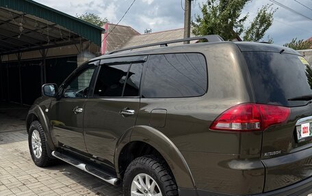 Mitsubishi Pajero Sport II рестайлинг, 2014 год, 2 000 000 рублей, 3 фотография
