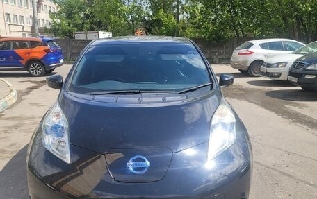 Nissan Leaf I, 2017 год, 950 000 рублей, 6 фотография