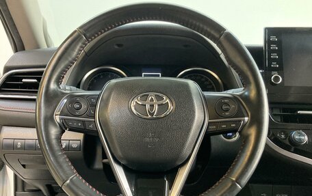 Toyota Camry, 2021 год, 3 200 000 рублей, 11 фотография