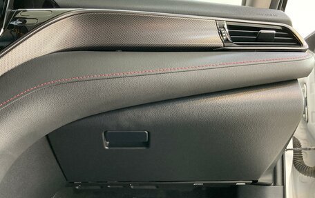 Toyota Camry, 2021 год, 3 200 000 рублей, 13 фотография