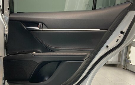 Toyota Camry, 2021 год, 3 200 000 рублей, 17 фотография