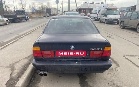 BMW 5 серия, 1993 год, 320 000 рублей, 6 фотография