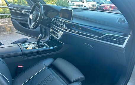 BMW 7 серия, 2021 год, 5 240 000 рублей, 17 фотография
