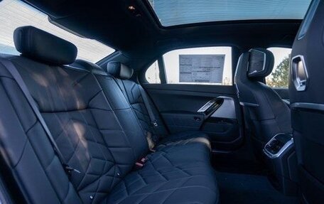 BMW 7 серия, 2025 год, 19 347 508 рублей, 7 фотография