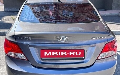 Hyundai Solaris II рестайлинг, 2011 год, 460 000 рублей, 2 фотография