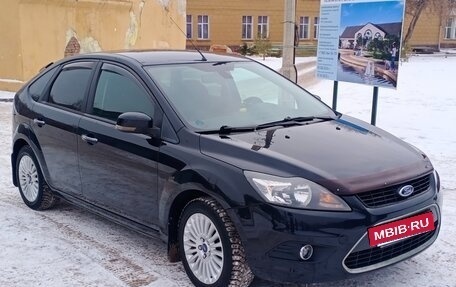 Ford Focus II рестайлинг, 2011 год, 700 000 рублей, 2 фотография