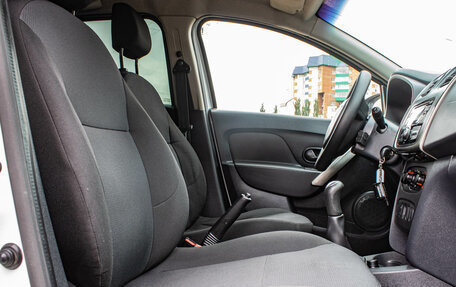 Renault Sandero II рестайлинг, 2014 год, 749 000 рублей, 21 фотография