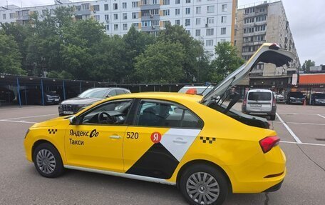 Skoda Rapid II, 2021 год, 900 000 рублей, 7 фотография