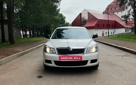 Skoda Octavia, 2012 год, 800 000 рублей, 3 фотография