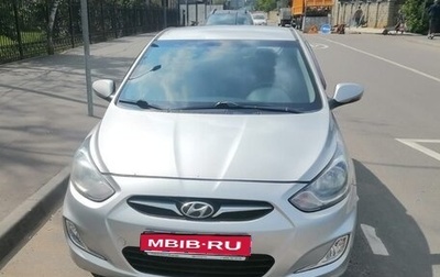 Hyundai Solaris II рестайлинг, 2012 год, 829 000 рублей, 1 фотография