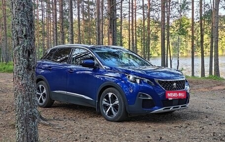 Peugeot 3008 II, 2017 год, 2 200 000 рублей, 4 фотография