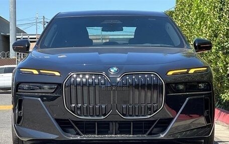 BMW 7 серия, 2025 год, 12 952 110 рублей, 2 фотография