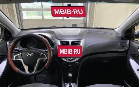 Hyundai Solaris II рестайлинг, 2011 год, 749 999 рублей, 14 фотография