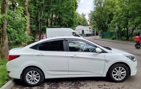 Hyundai Solaris II рестайлинг, 2016 год, 930 000 рублей, 7 фотография