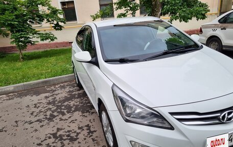 Hyundai Solaris II рестайлинг, 2016 год, 930 000 рублей, 2 фотография
