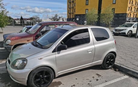 Toyota Yaris I рестайлинг, 2001 год, 330 000 рублей, 5 фотография