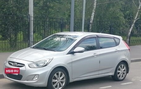 Hyundai Solaris II рестайлинг, 2012 год, 829 000 рублей, 3 фотография