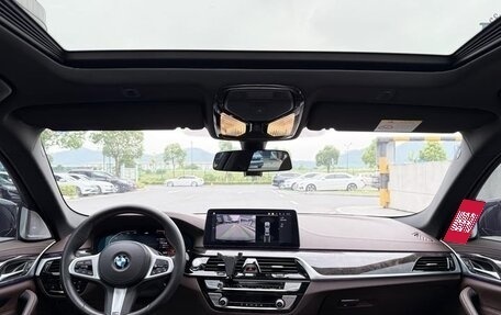 BMW 5 серия, 2021 год, 4 098 000 рублей, 13 фотография