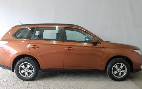 Mitsubishi Outlander III рестайлинг 3, 2012 год, 1 140 000 рублей, 7 фотография