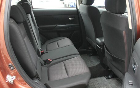 Mitsubishi Outlander III рестайлинг 3, 2012 год, 1 140 000 рублей, 13 фотография