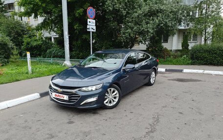 Chevrolet Malibu IX, 2019 год, 1 849 900 рублей, 2 фотография