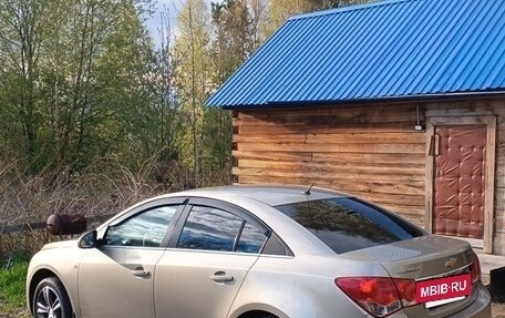 Chevrolet Cruze II, 2011 год, 850 000 рублей, 2 фотография