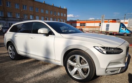 Volvo V90 Cross Country I рестайлинг, 2018 год, 3 200 000 рублей, 14 фотография