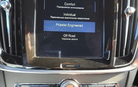 Volvo V90 Cross Country I рестайлинг, 2018 год, 3 200 000 рублей, 26 фотография
