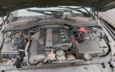 BMW 5 серия, 2005 год, 850 000 рублей, 1 фотография
