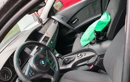 BMW 5 серия, 2005 год, 850 000 рублей, 8 фотография