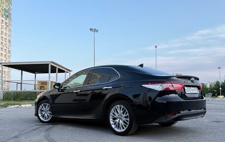Toyota Camry, 2020 год, 3 190 000 рублей, 4 фотография