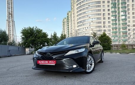 Toyota Camry, 2020 год, 3 190 000 рублей, 9 фотография