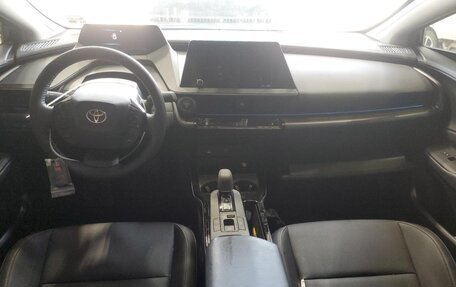 Toyota Prius IV XW50, 2025 год, 2 730 000 рублей, 8 фотография