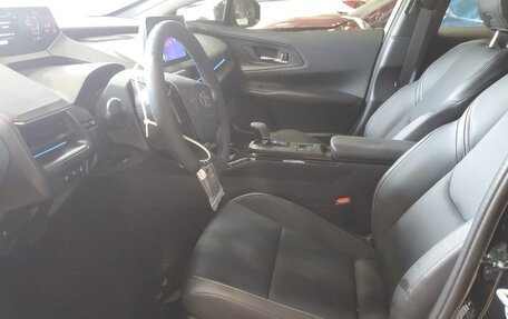 Toyota Prius IV XW50, 2025 год, 2 730 000 рублей, 7 фотография
