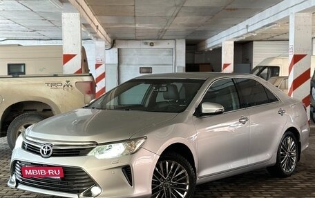 Toyota Camry, 2014 год, 1 850 000 рублей, 2 фотография