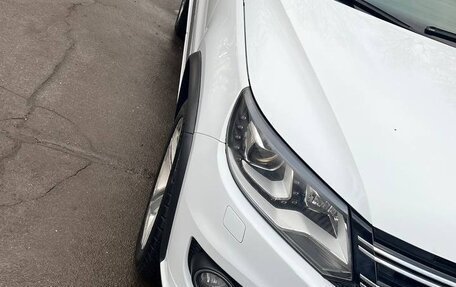 Volkswagen Tiguan I, 2014 год, 2 000 000 рублей, 2 фотография