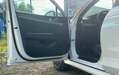 KIA K5, 2021 год, 2 100 000 рублей, 17 фотография